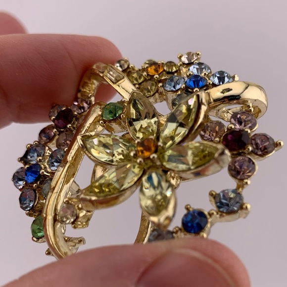 CORO HONORE PASTEL FLORAL BROOCH BY ADOLF KATZ Gold tone Multicolor VTG 1950s 2" - Picture 4 of 11